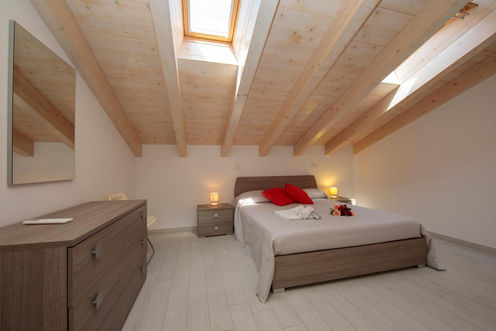 Silver Lake Apartment - Happy Rentals Анджера Экстерьер фото